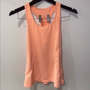 Athletic tank top